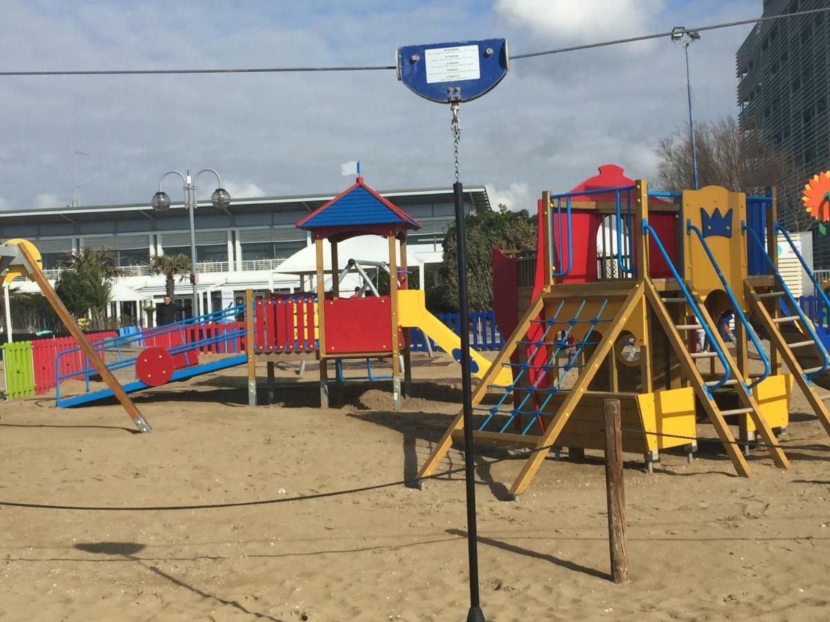 Beach Jesolo Apartment Екстер'єр фото