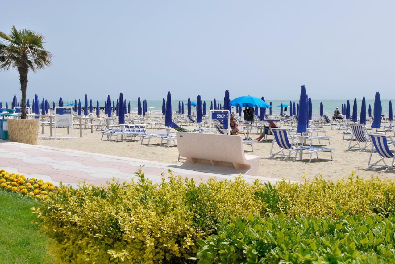 Beach Jesolo Apartment Екстер'єр фото